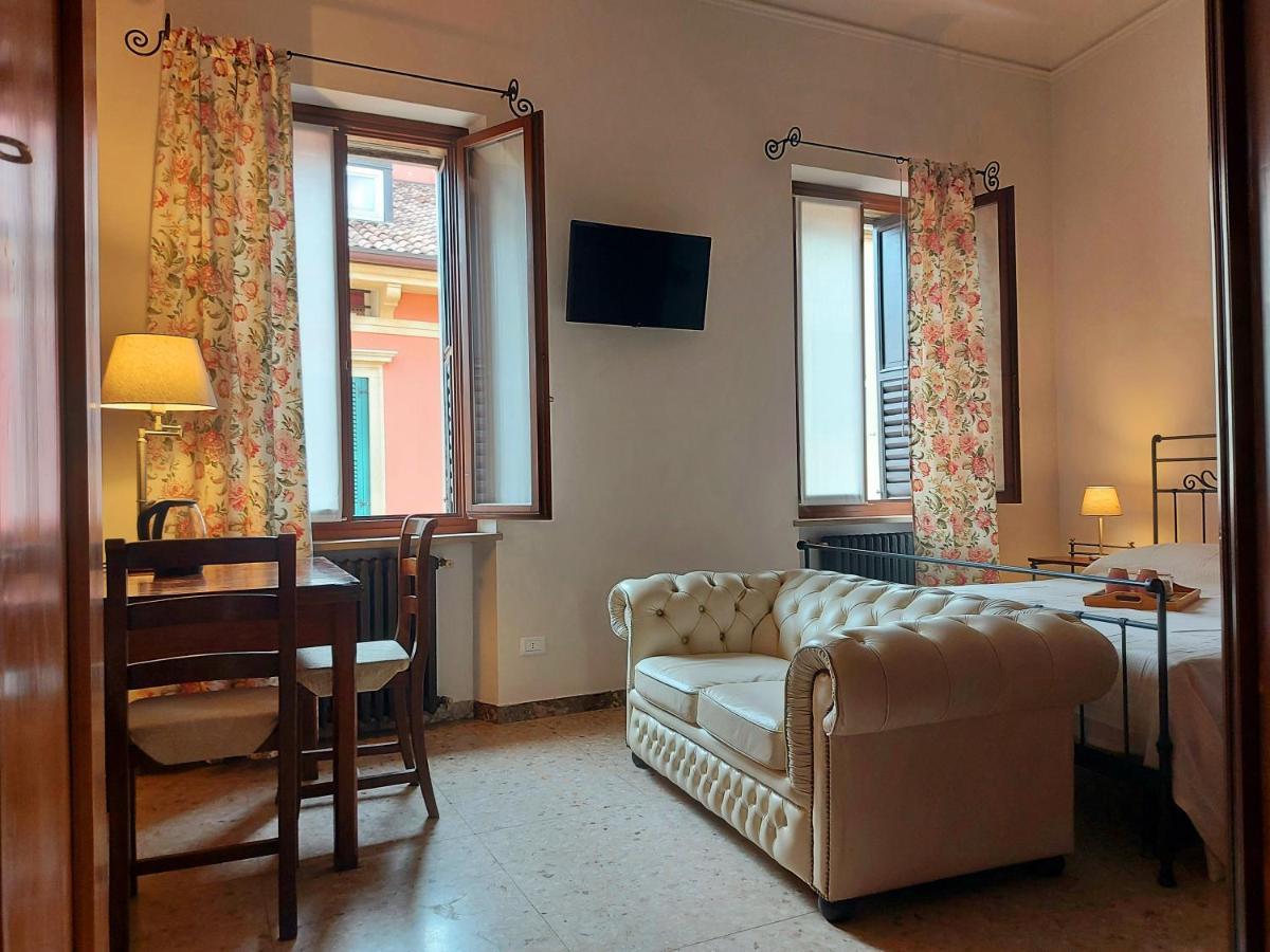 Elle Palace - Simply Elegant Verona Kültér fotó