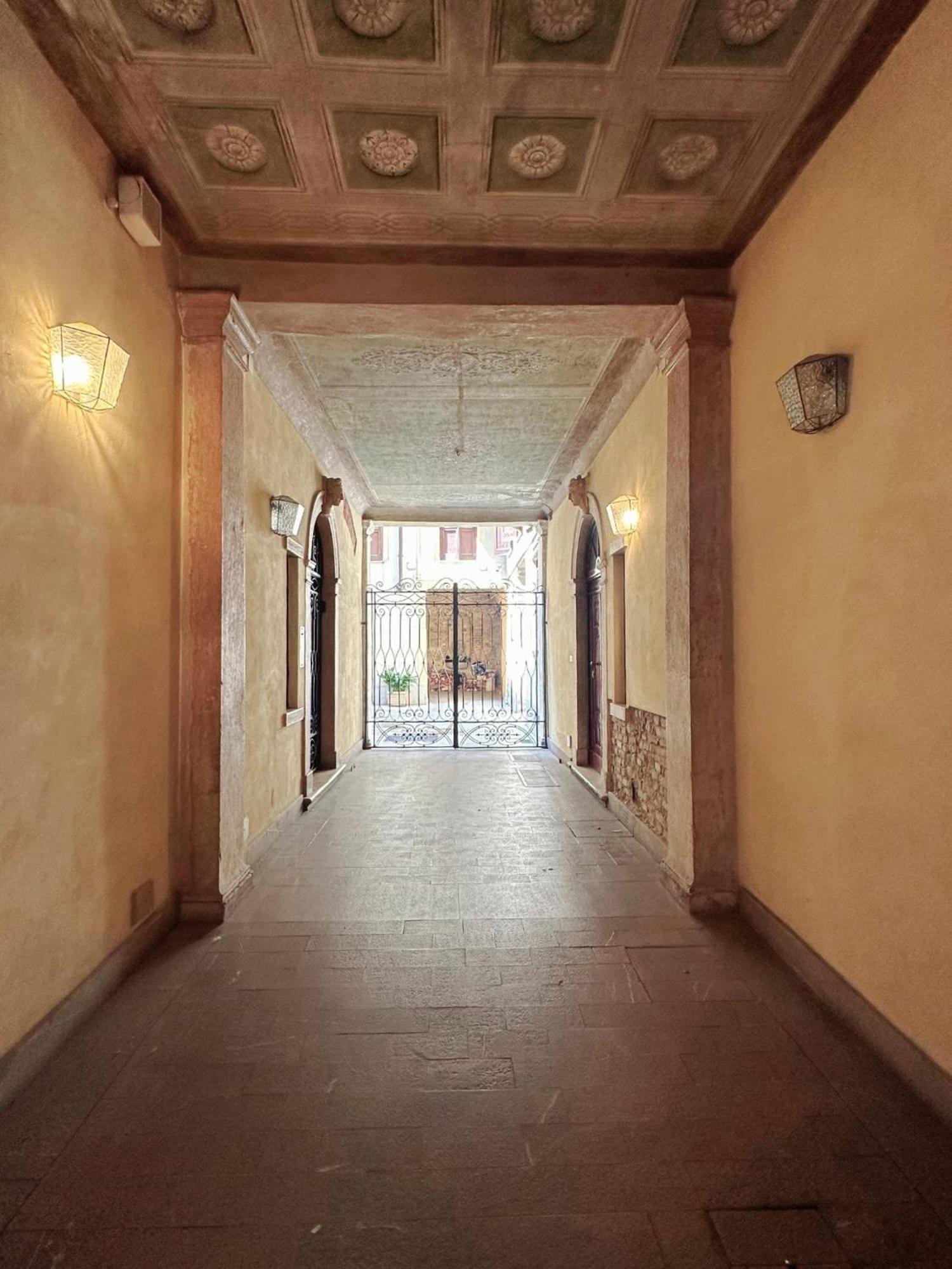 Elle Palace - Simply Elegant Verona Kültér fotó